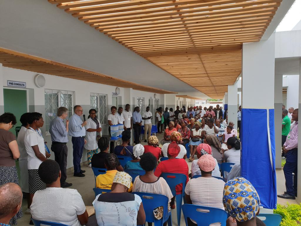 Mozambique: ontmoeting van Andrea Riccardi met president Nyusi en bezoek aan het Dream centrum in Zimpeto