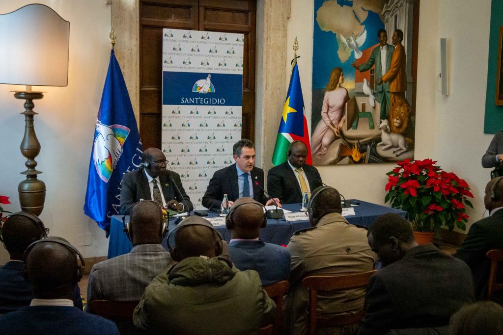Alle politischen Parteien aus dem Südsudan unterzeichnen ein Friedensabkommen in Sant'Egidio