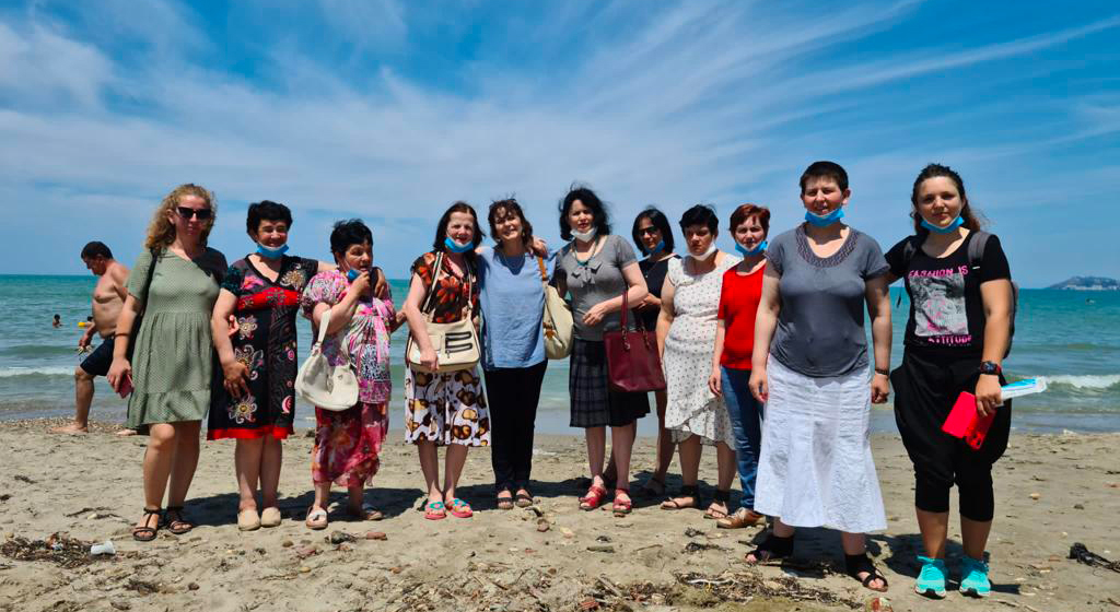 El verano de Sant'Egidio en Albania con pacientes psiquiátricos tiene sabor a libertad