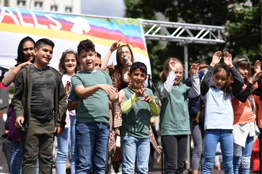 No more walls! i Giovani per la Pace a Berlino contro ogni muro e separazione