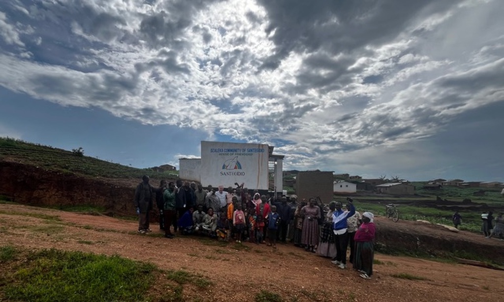 No Malawi, no grande campo de refugiados de Dzaleka, foi inaugurada uma casa para os idosos