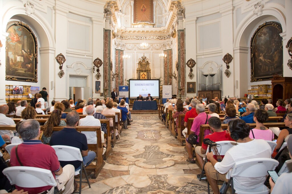 Catania accoglie il cardinale Zuppi: preghiera, testimonianze e un messaggio di speranza