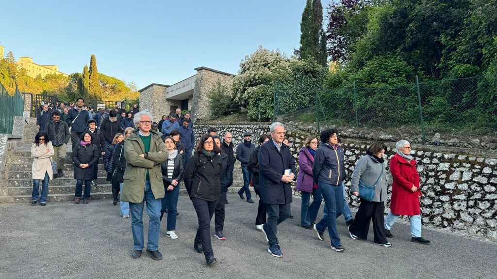A delegation from the Community on pilgrimage to Montecassino. President Impagliazzo: 