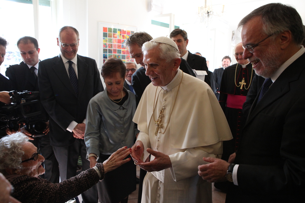 Die Gemeinschaft Sant'Egidio schließt sich den Beileidsbekundungen der Weltkirche zum Tod von Benedikt XVI. an, sie gedenkt seiner in Liebe und Dankbarkeit