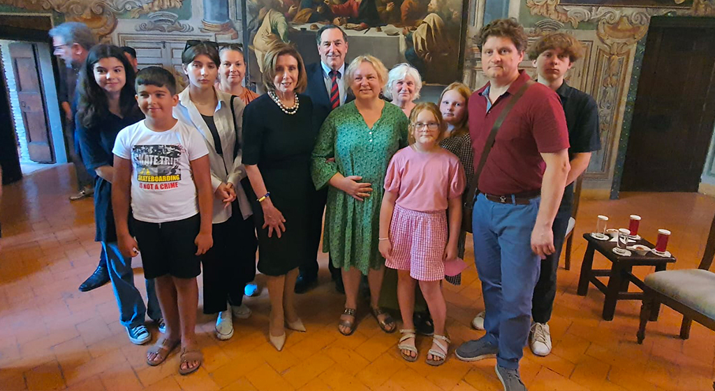 La presidenta de la Cambra de Representants dels Estats Units, Nancy Pelosi, ha visitat avui la Comunitat de Sant'Egidio a Roma