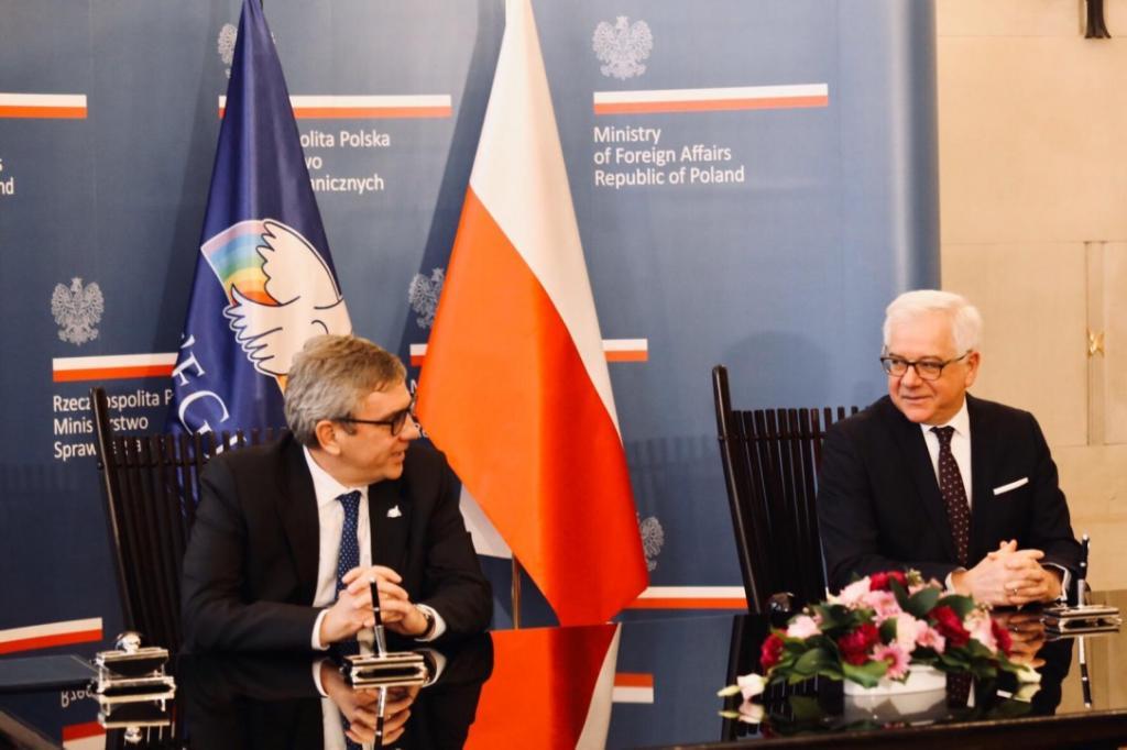 Samenwerkingsovereenkomst met het ministerie van Buitenlandse Zaken in Polen. 