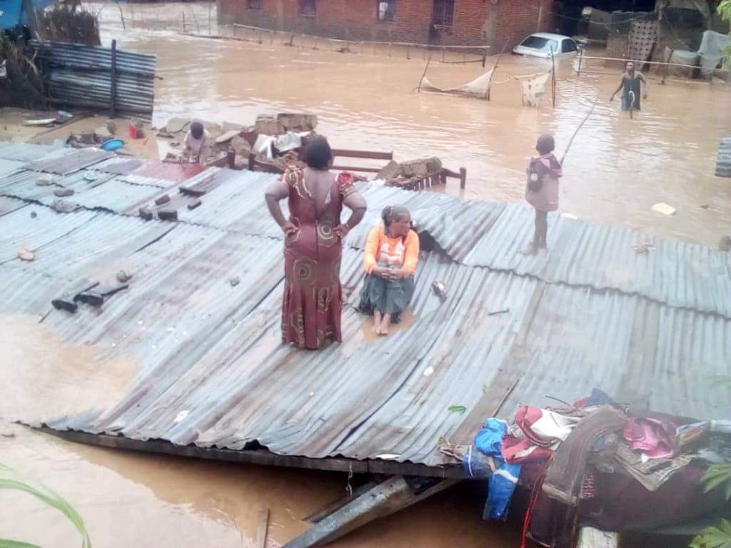 Sant'Egidio d'Uvira (Congo), amb les víctimes de les terribles inundacions: 80.000 persones sense casa