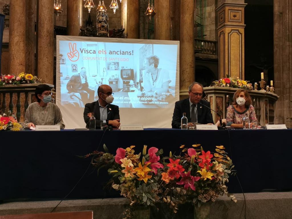 Transformer le modèle d’assistance et de soins pour les personnes âgées dans le temps de la pandémie : table ronde à Barcelone