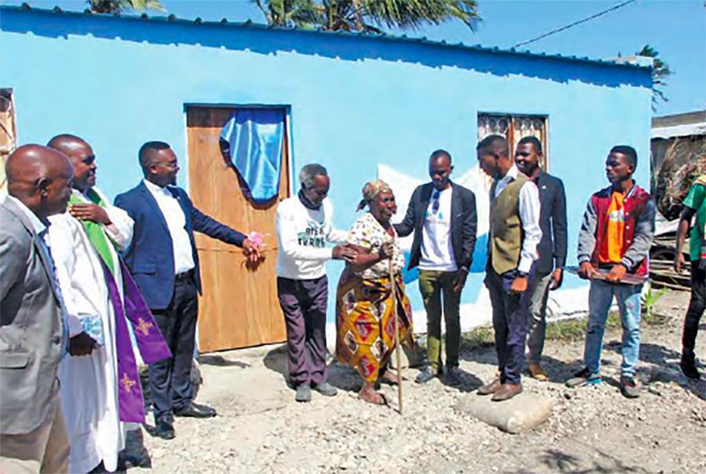 Nuevas casas de obra para los ancianos que perdieron su casa por el ciclón Idai: Beira vuelve a vivir