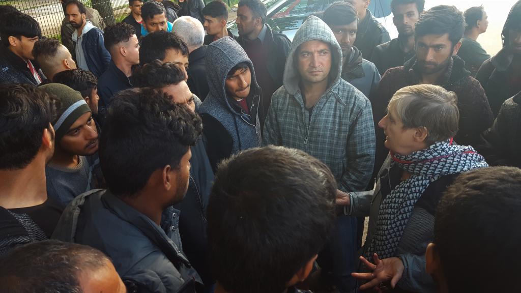 Con i migranti in Bosnia-Erzegovina, ultima tappa della rotta balcanica, lunga e pericolosa via per l'Europa