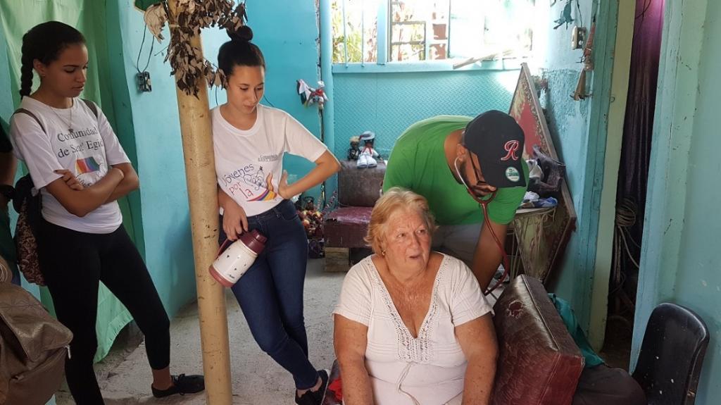 Humanitäre Hilfe in der Peripherie von Havanna für die Opfer des Hurrikans
