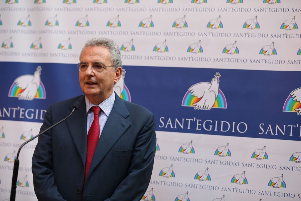 “Questa è una bella Italia” di integrazione, scuola e vaccini. La visita del generale Figliuolo a Sant’Egidio