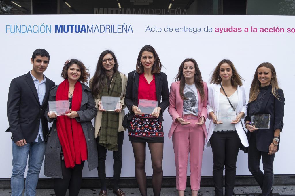 Joves per la Pau de Madrid i Barcelona reben el premi 