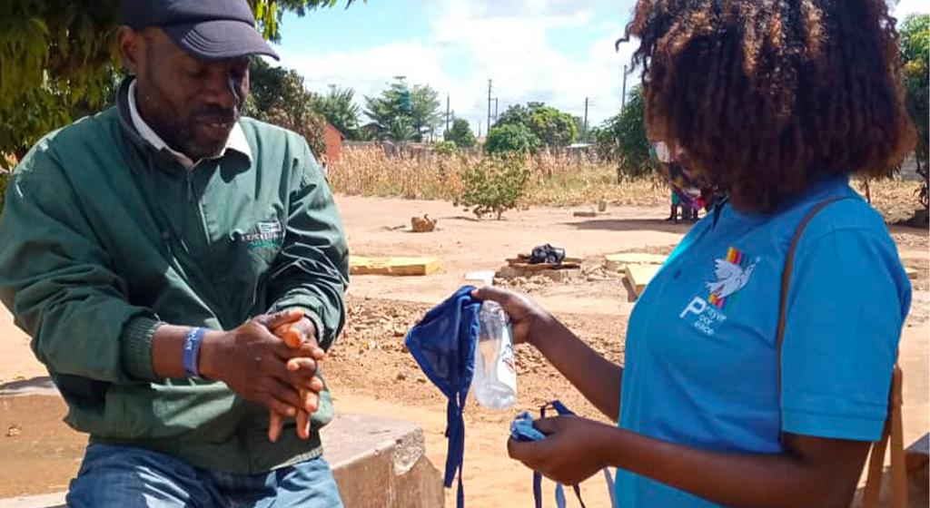 Lusaka, Zàmbia: Sant'Egidio fa prevenció de la infecció per coronavirus amb la gent gran i els malalts mentals