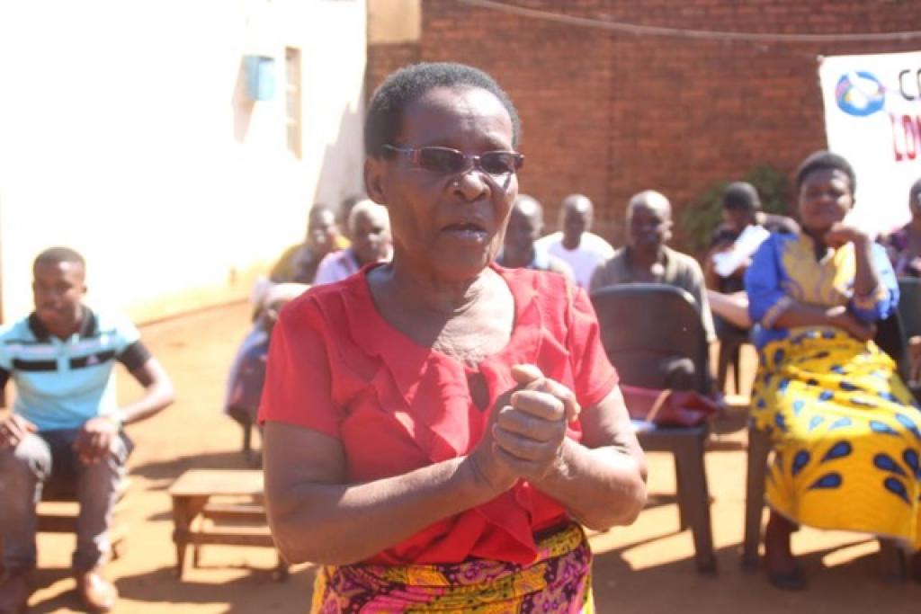 Promuovere una cultura della vita: Sant'Egidio in Malawi coinvolge i capi villaggio contro la violenza agli anziani 