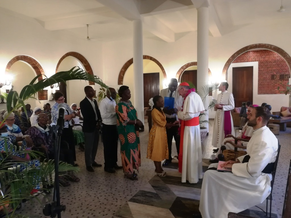 In Kinshasa, Demokratische Republik Kongo, hat Kardinal Parolin eine Delegation des DREAM-Zentrums getroffen