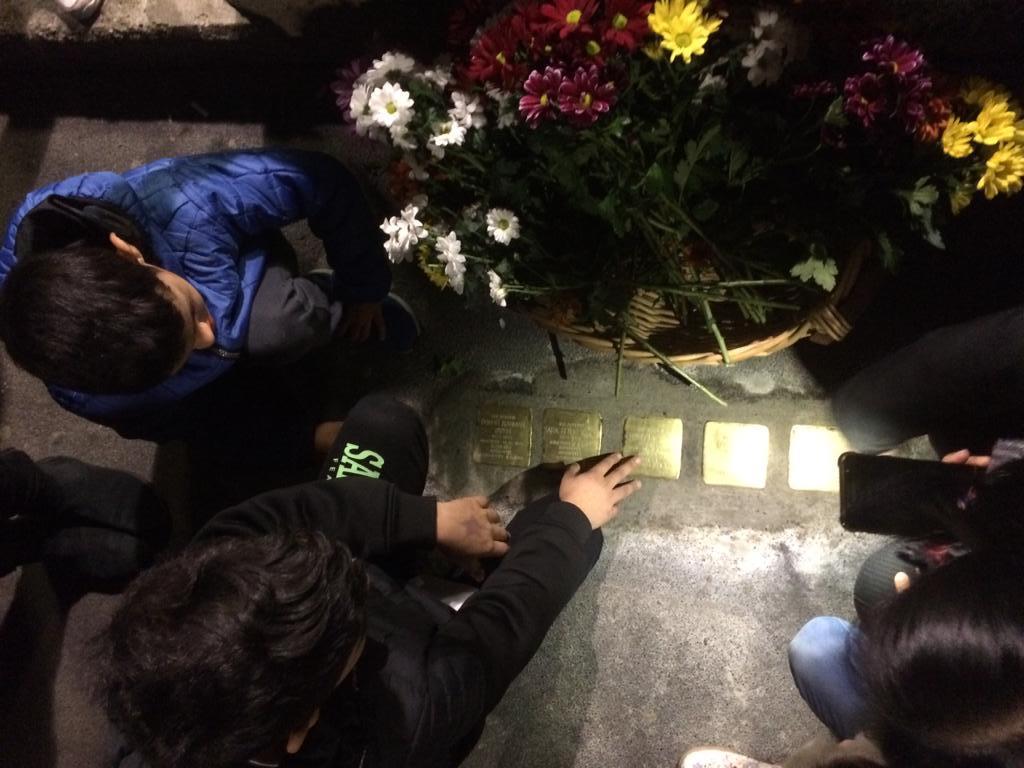 Il ricordo di una famiglia di ebrei deportati unisce il quartiere milanese di Corvetto