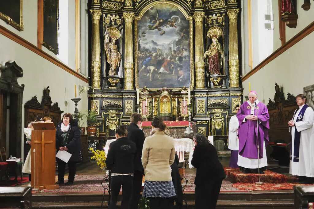 La memòria dels sense sostre a Praga, presidida per l'arquebisbe Jan Graubner