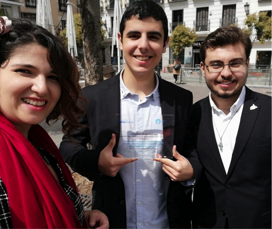 Joves per la Pau de Madrid i Barcelona reben el premi 