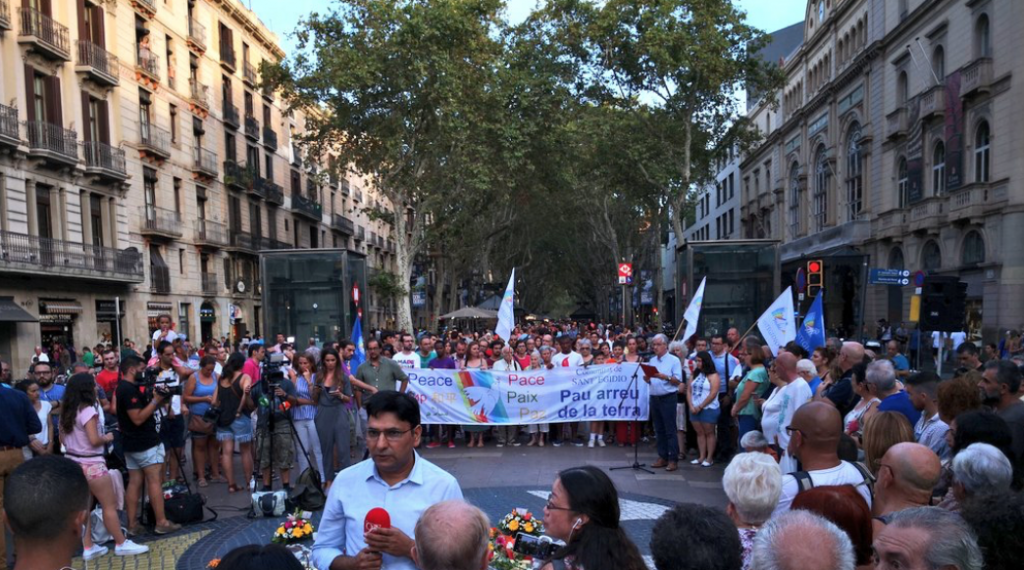 Un an après le terrible attentat sur la Rambla de Barcelone : la mémoire des victimes et la prière pour la paix