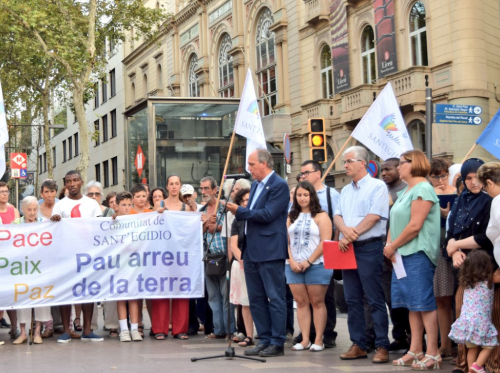 Ein Jahr nach dem schrecklichen Attentat auf der Ramblas in Barcelona wird an die Opfer erinnert und für den Frieden gebetet