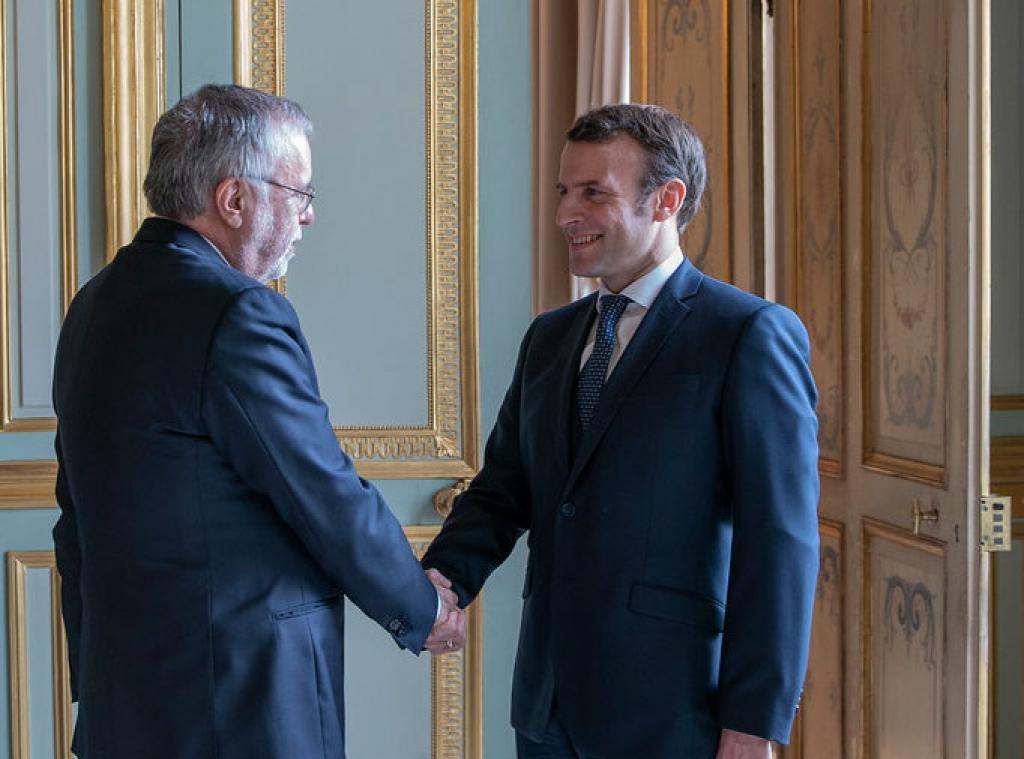 Il presidente francese, Emmanuel Macron, a colloquio con Andrea Riccardi all'Eliseo: pace, dialogo, Africa e corridoi umanitari