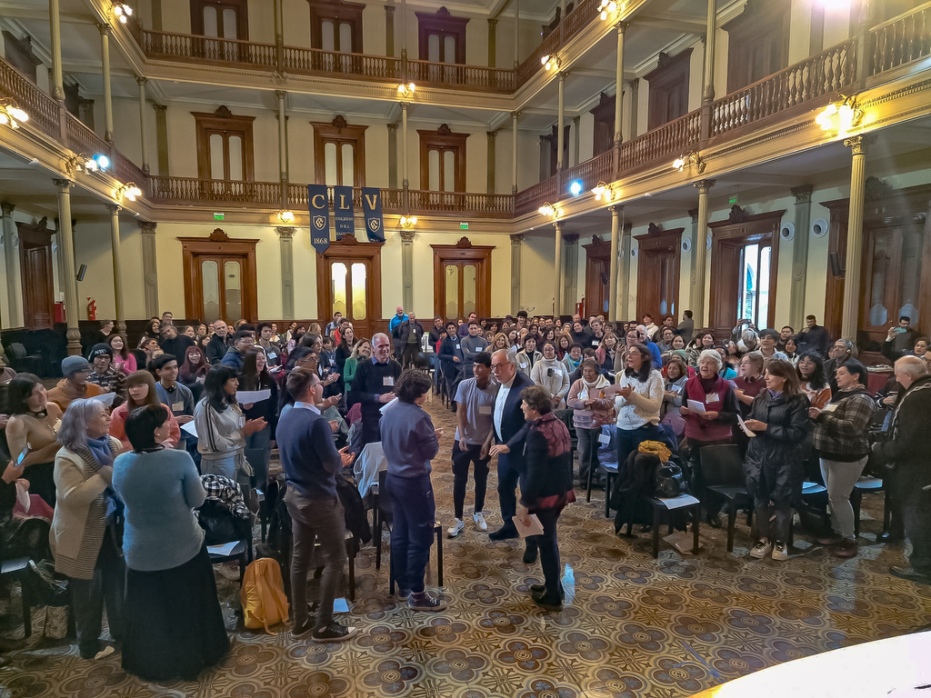 安德肋•黎加迪在布宜诺斯艾利斯会见阿根廷团体：巨城中的博爱研讨会