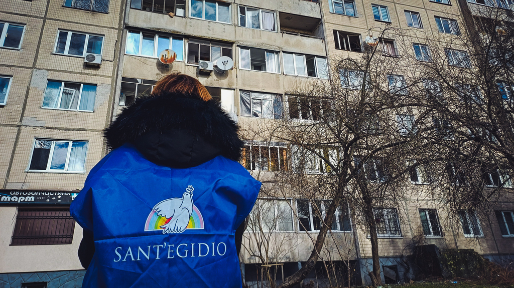 Following the missile attack on Lviv on 15 February, Sant'Egidio was immediately on-site and helped those left homeless