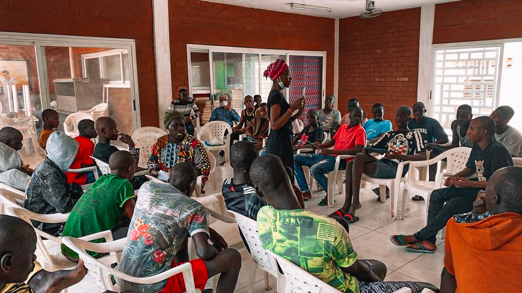 Der Einsatz von Sant'Egidio für die Humanisierung des Lebens im Jugendgefängnis von Dakar im Senegal