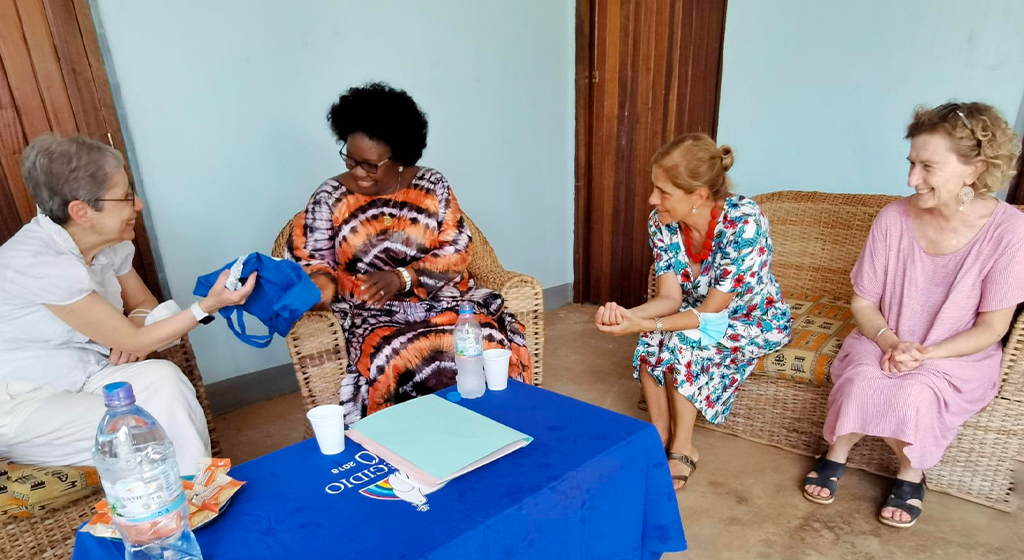 Die First Lady der Zentralafrikansichen Republik besucht die DREAM Clinique der Gemeinschaft Sant'Egidio