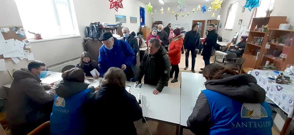 In Lemberg ist die zweite Hilfslieferung angekommen: die ukrainische Gemeinschaft im Einsatz bei der Verteilung an Kinderkrankenhäuser im Inneren des Landes