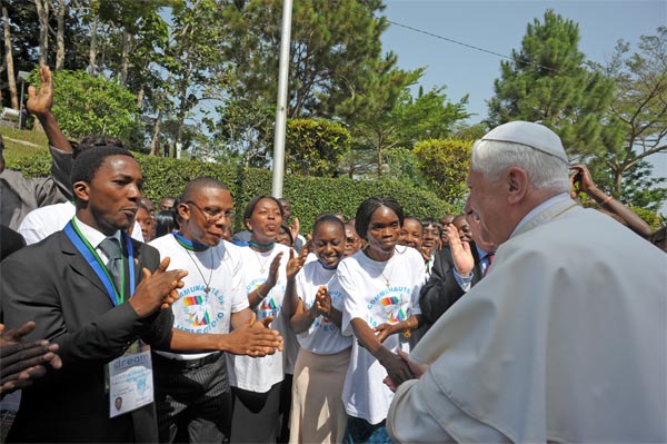 Papa Benedetto incontra la delegazione della Comunità di Sant'Egidio