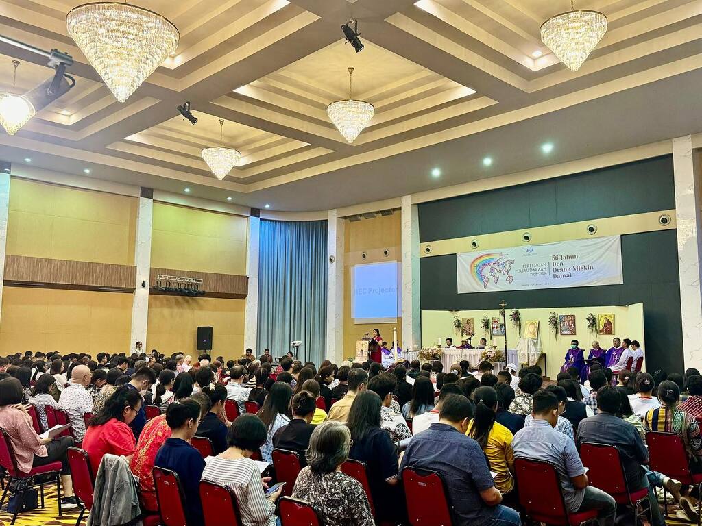In Indonesia, le Comunità dell’isola di Java si sono incontrate a Jakarta per celebrare il 56mo anniversario di Sant’Egidio