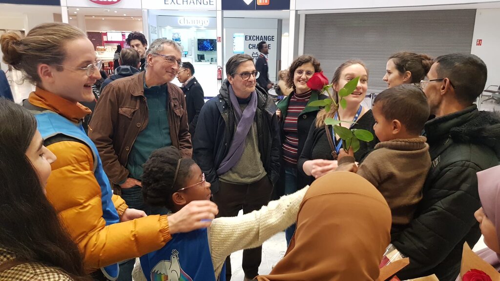 Au début de la semaine sainte, les couloirs humanitaires sont une lueur de Pâques! Deux familles de réfugiés syriens sont arrivées à Paris ce mardi 4 avril