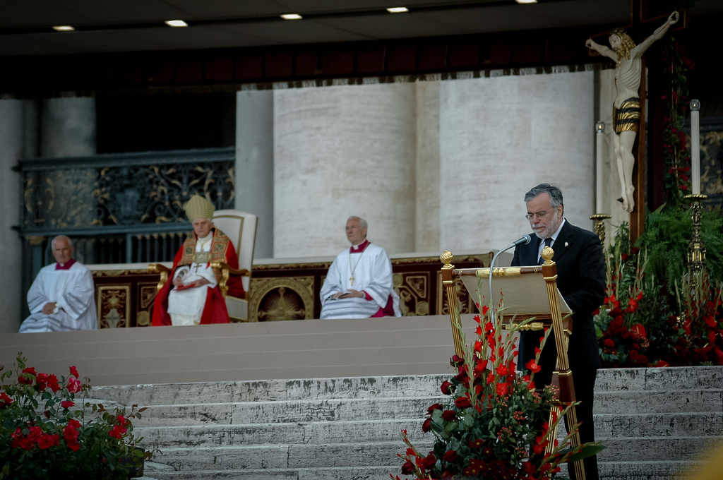 The Community of Sant'Egidio joins in the condolences and prayers of the universal Church on the death of Benedict XVI, whom we remember with affection and gratitude