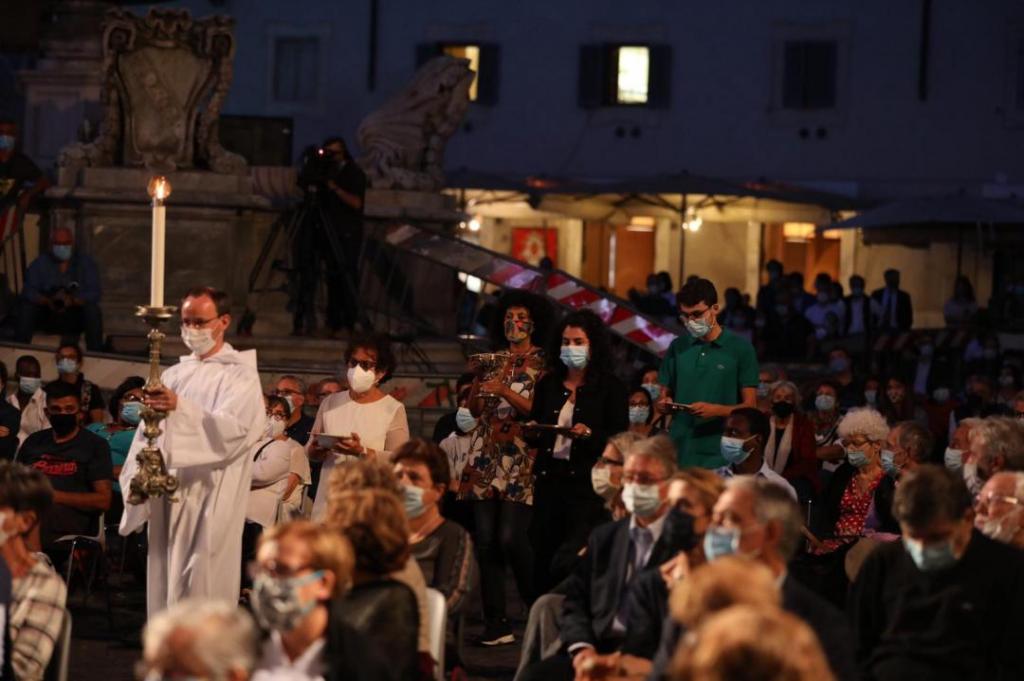 Palavras e imagens da liturgia para a festa de Sant'Egidio: a homilia do Cardeal Matteo Zuppi, a saudação de Marco Impagliazzo
