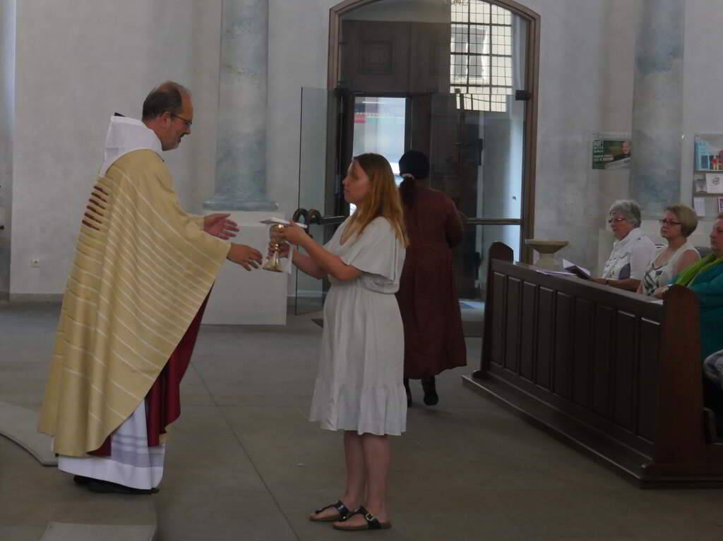 Dankgottesdienst zum 54. Gründungstag der Gemeinschaft Sant'Egidio: Ihr seid berufen, wie Johannes auf Jesus zu zeigen