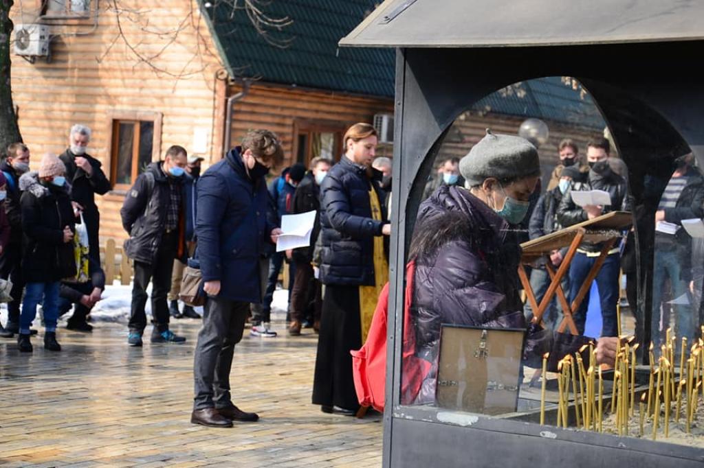 À Kiev, l’hiver a tué plus de 40 sans-abri. La prière et l'appel de Sant'Egidio