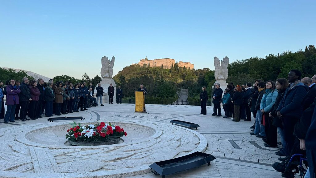 A delegation from the Community on pilgrimage to Montecassino. President Impagliazzo: 