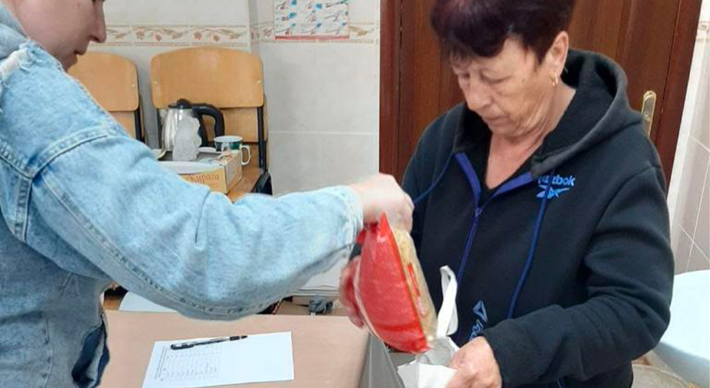 Krieg in der Ukraine: Hilfsgüter in Mykolajew und an Flüchtlingskinder aus dem Donbass verteilt