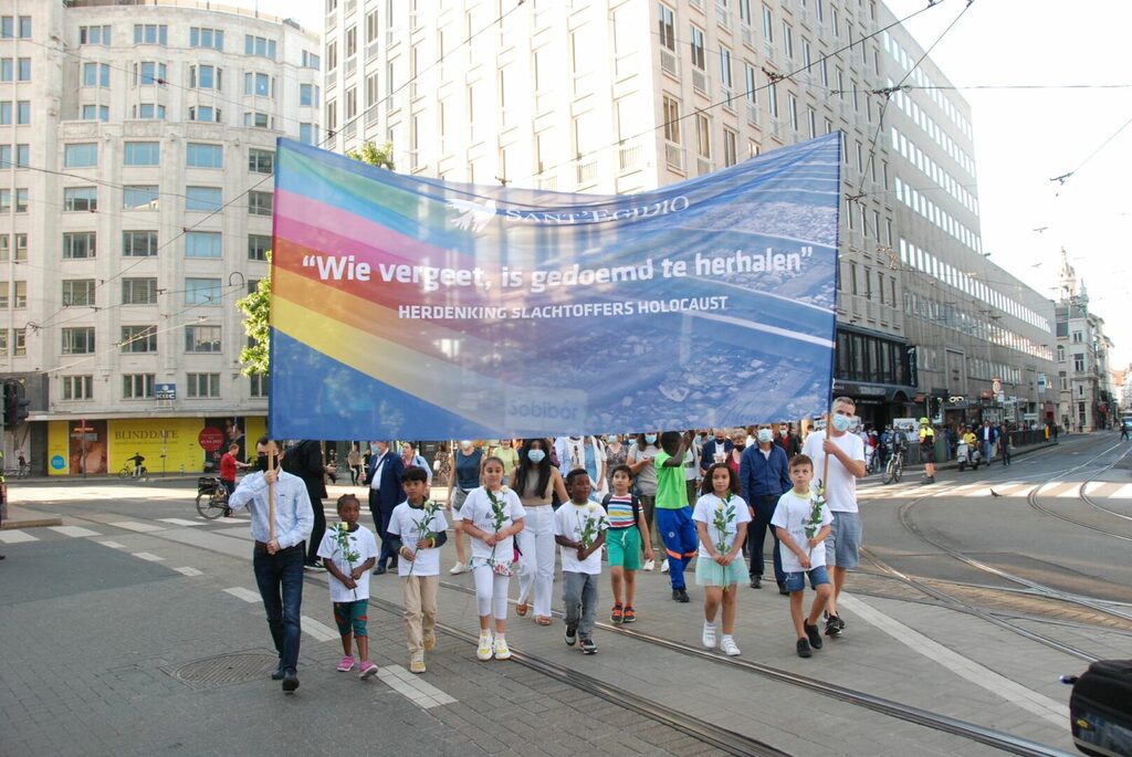 Antwerp commemorates  victims of the Holocaust