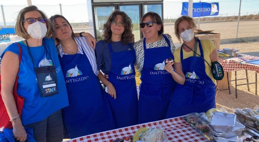 En Chipre, en el campo de refugiados de Pournara, se ha abierto el restaurante de Sant’Egidio. Bajo las Carpas de la Amistad acogerá a migrantes durante todo el mes de agosto