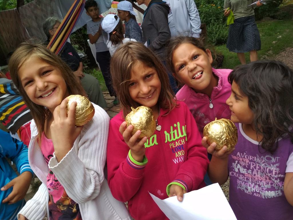 Als school een feest wordt: de vakantie van de Roma kinderen in Monor, Hongarije #zomervansolidariteit