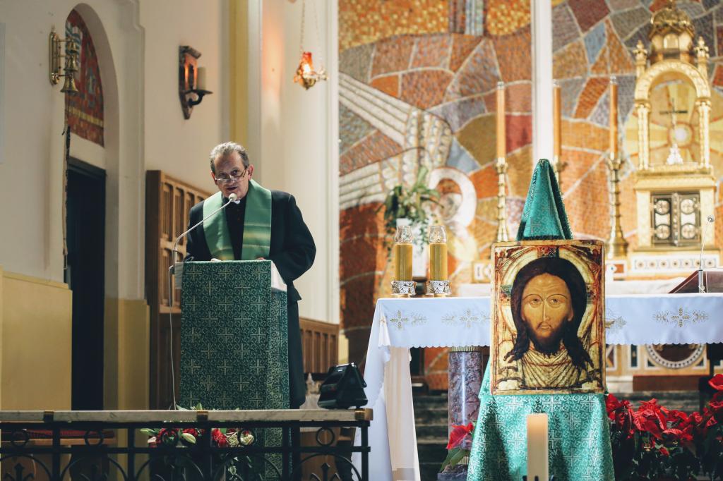 Warszawa: bp. Rafał Markowski modlił się za ubogich razem ze Wspólnotą Sant’Egidio
