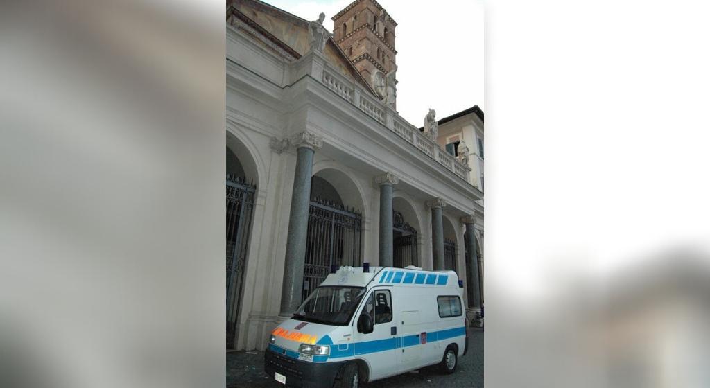 The Ambulance for the poor, gift of Pope Francis, stops at Santa Maria in Trastevere
