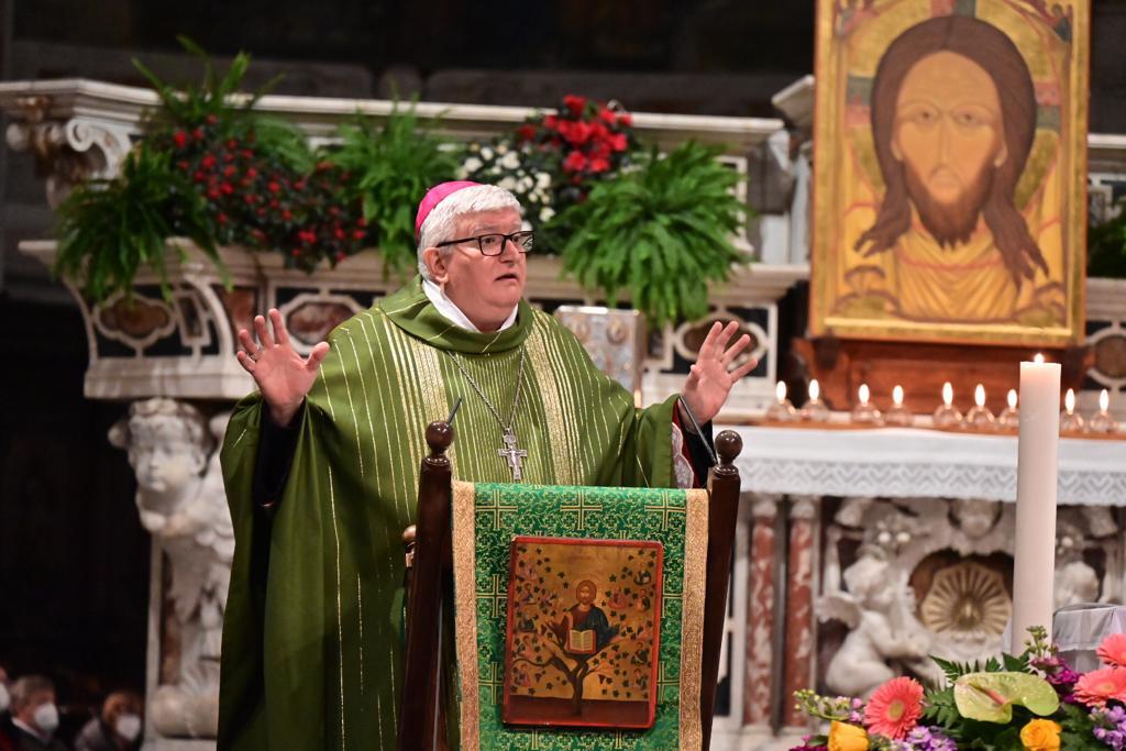 Costruire relazioni, combattere la solitudine. 54 anni di Sant'Egidio celebrati a Genova nella liturgia con l'arcivescovo Marco Tasca