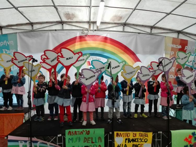 Da Armeno, in provincia di Novara, la voce dei bambini per una pace 