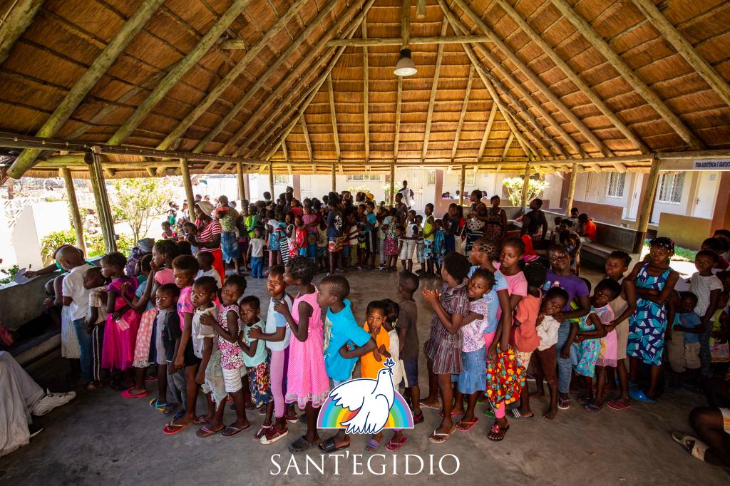 #14Março - #14Abril Há um mês a cidade da Beira em Moçambique foi atingida pelo ciclone Idai: a ajuda de Sant'Egidio