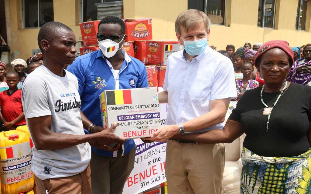 Humanitaire hulp voor vluchtelingen in Benue (Nigeria)