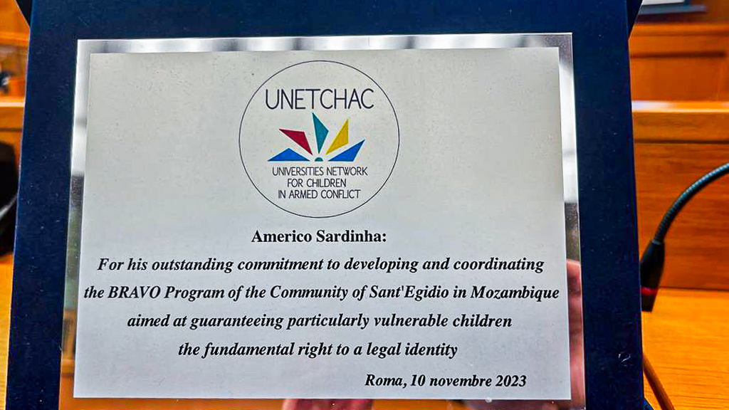 Redonner une identité aux enfants vulnérables du Mozambique : le prix UNETCHAC 2023 décerné au programme Bravo ! de Sant'Egidio